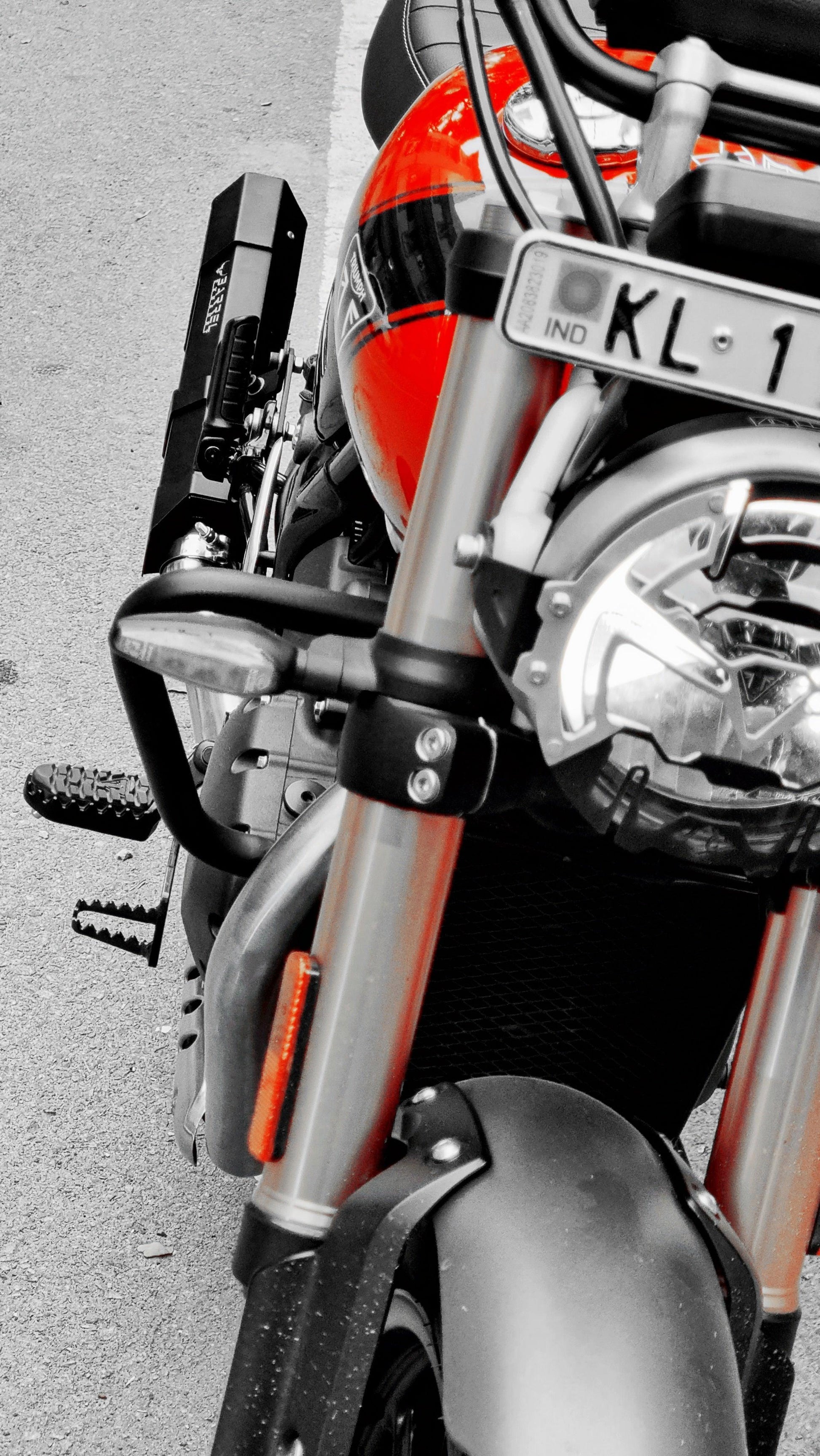 Barrel Rogue 2.0 for Triumph 400 with link pipe - Barrel Exhaust