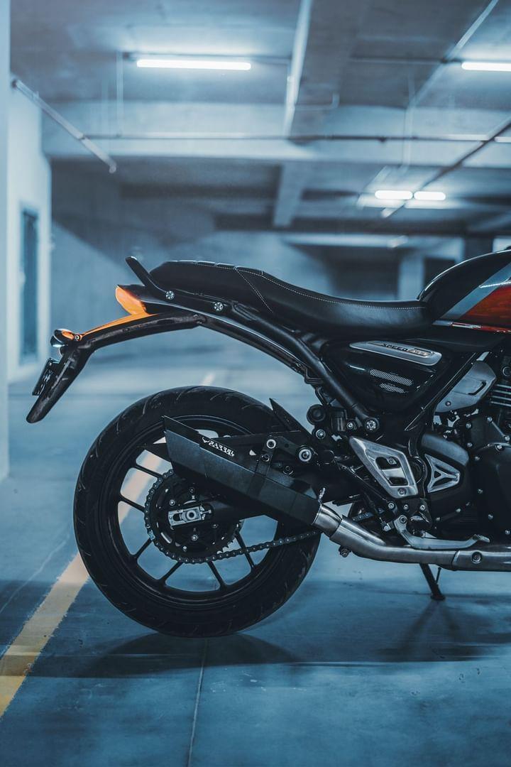 Barrel Rogue 2.0 for Triumph 400 with link pipe - Barrel Exhaust