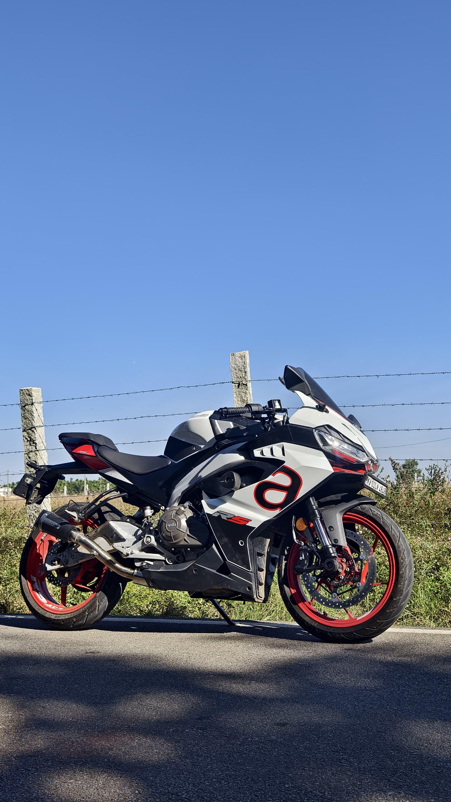 Outlaw 2.0 Full System for Aprilia RS457 with header pipe - Barrel Exhaust