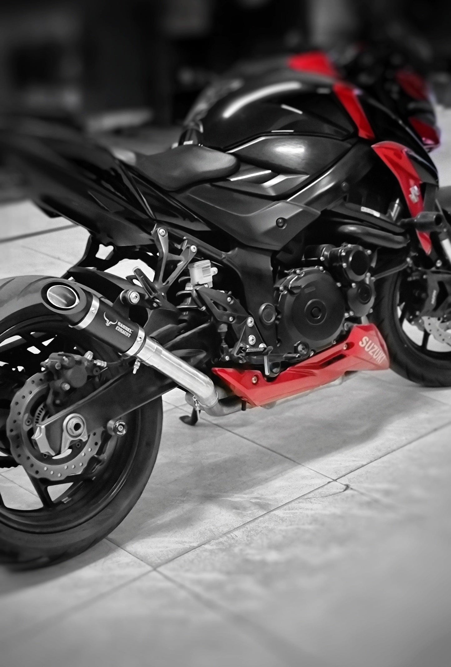 Barrel Outlaw Suzuki GSX-S750 with link pipe - Barrel Exhaust