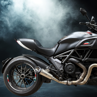 Outlaw 2.0 Slipon for Ducati Diavel 2016