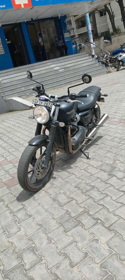 B Twinn exhaust for Triumph Street Twin 900
