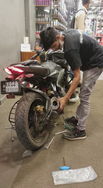Rogue -Bajaj Pulsar NS / RS 200 with Decat Pipe